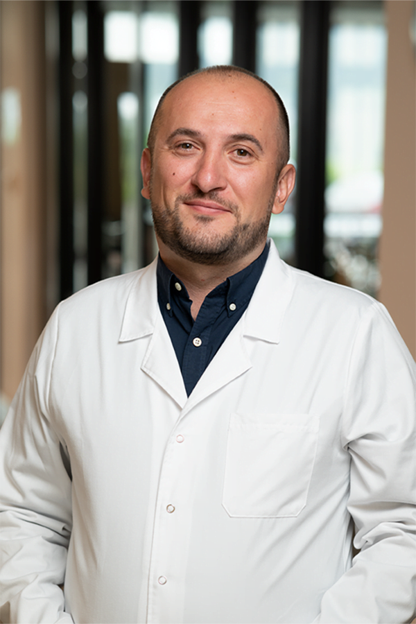 Dr. ADRIAN BARTOȘ HIPEC - specialist